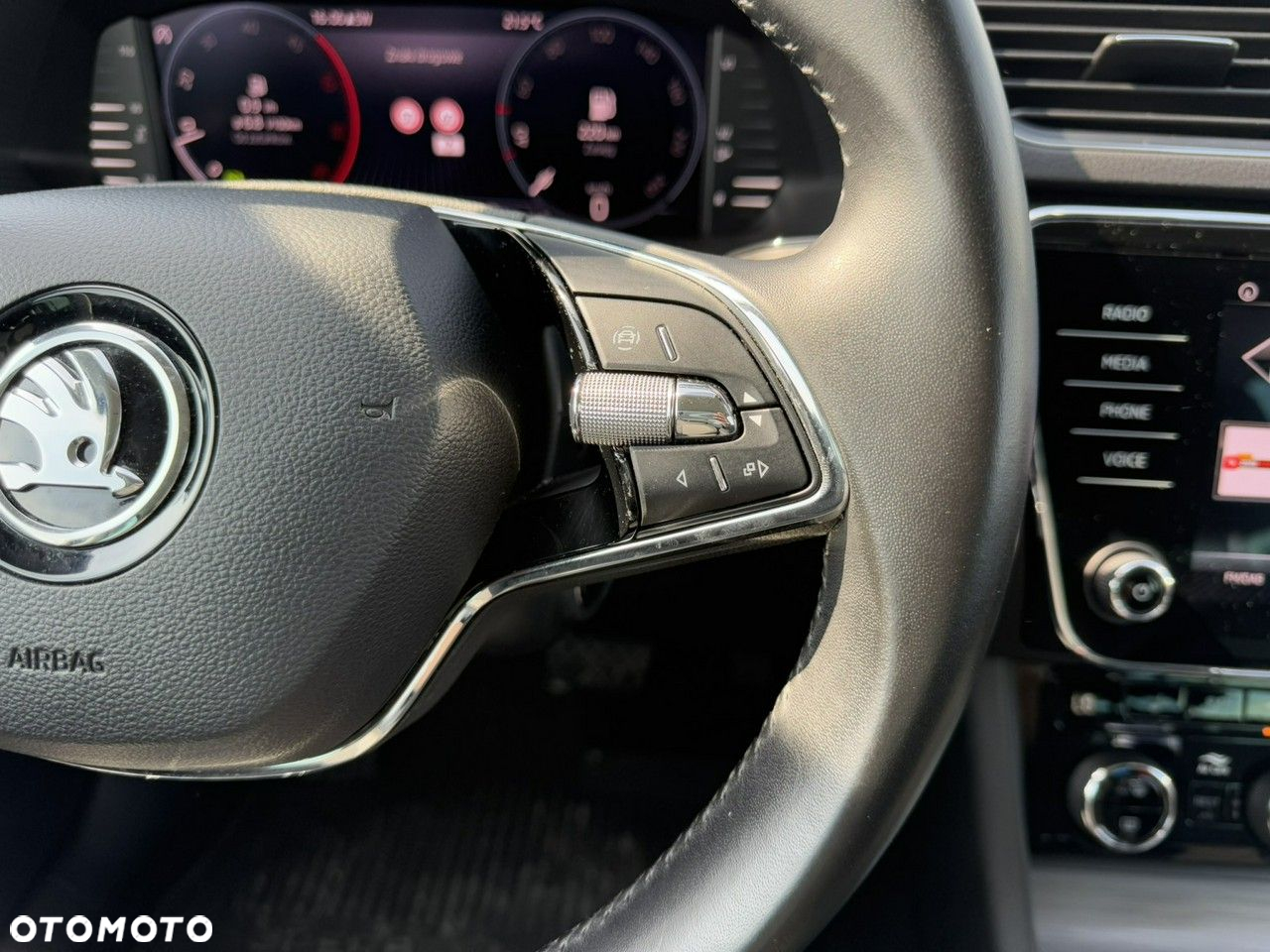 Skoda Superb - 16