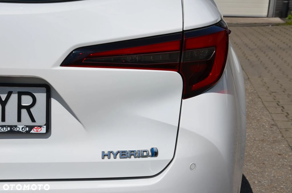 Toyota Corolla 1.8 Hybrid Executive - 28