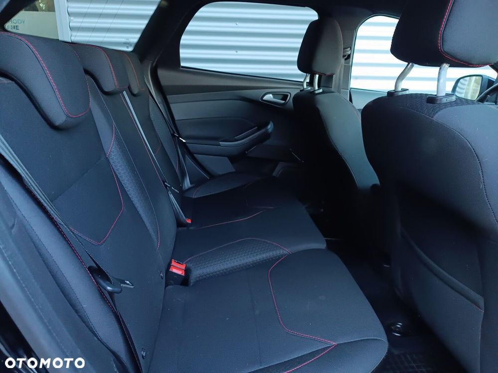 Ford Focus 2.0 EcoBlue ST-Line - 26