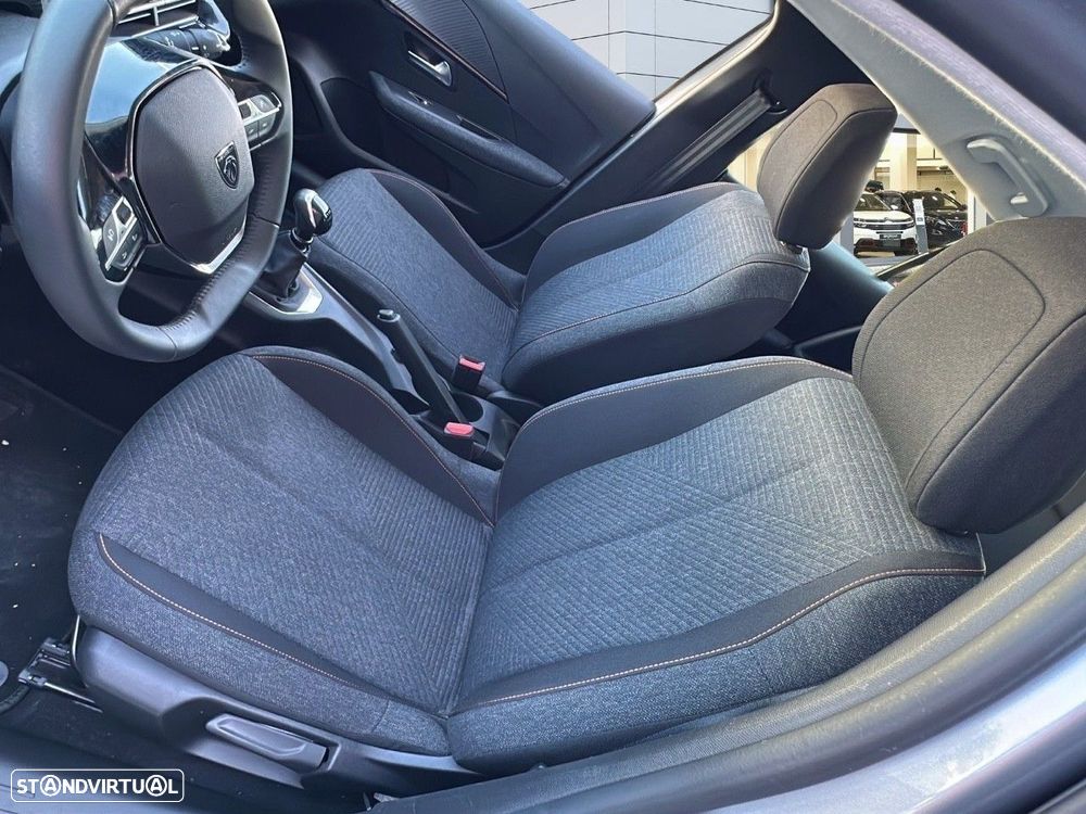 Peugeot 208 1.2 PureTech Style - 8