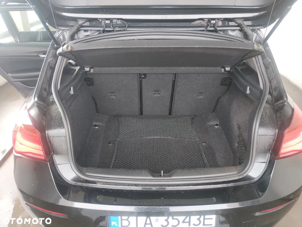 BMW Seria 1 118i - 18