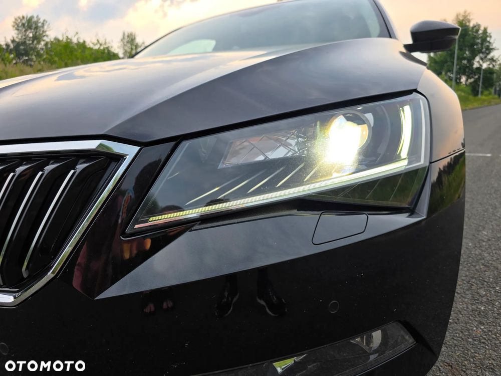 Skoda Superb 2016 photo 4