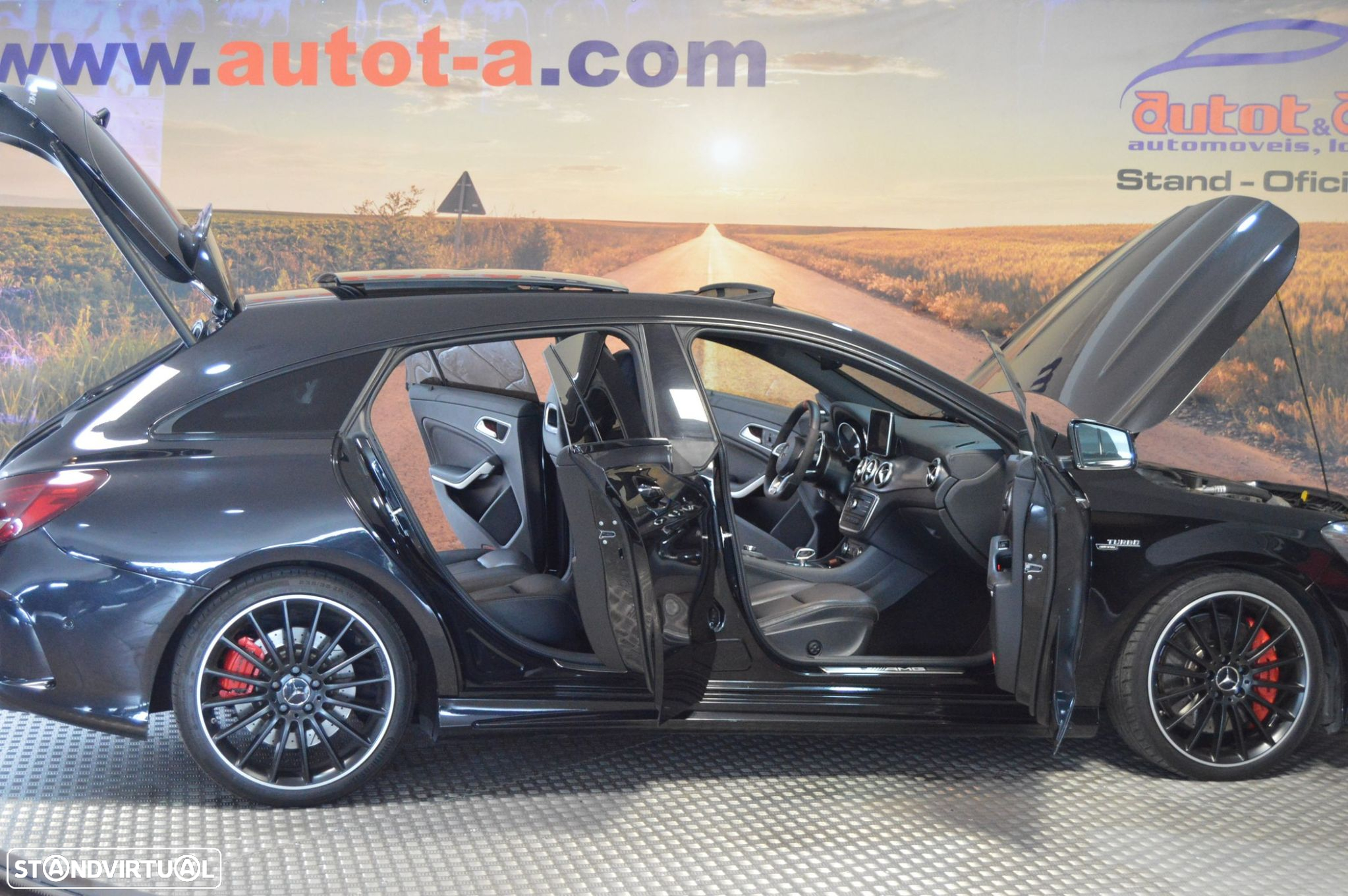 Mercedes-Benz CLA 45 AMG Shooting Brake 4-Matic - 14