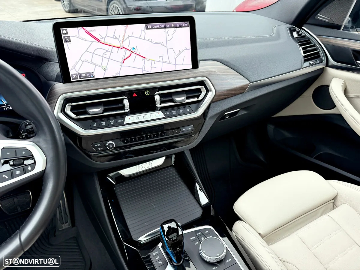 BMW iX3 Inspiring - 18