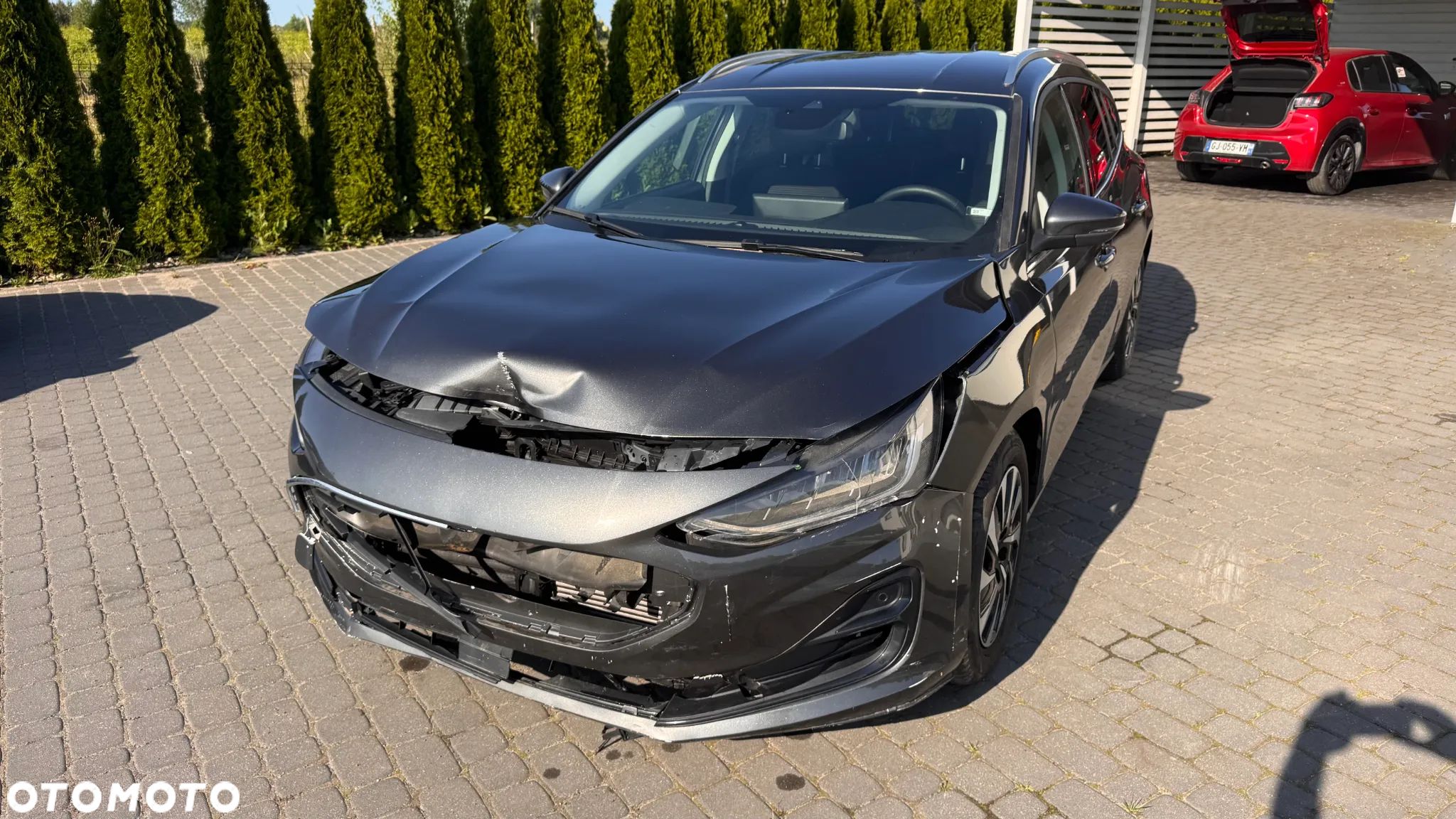 Ford Focus 1.0 EcoBoost Hybrid TITANIUM X - 1