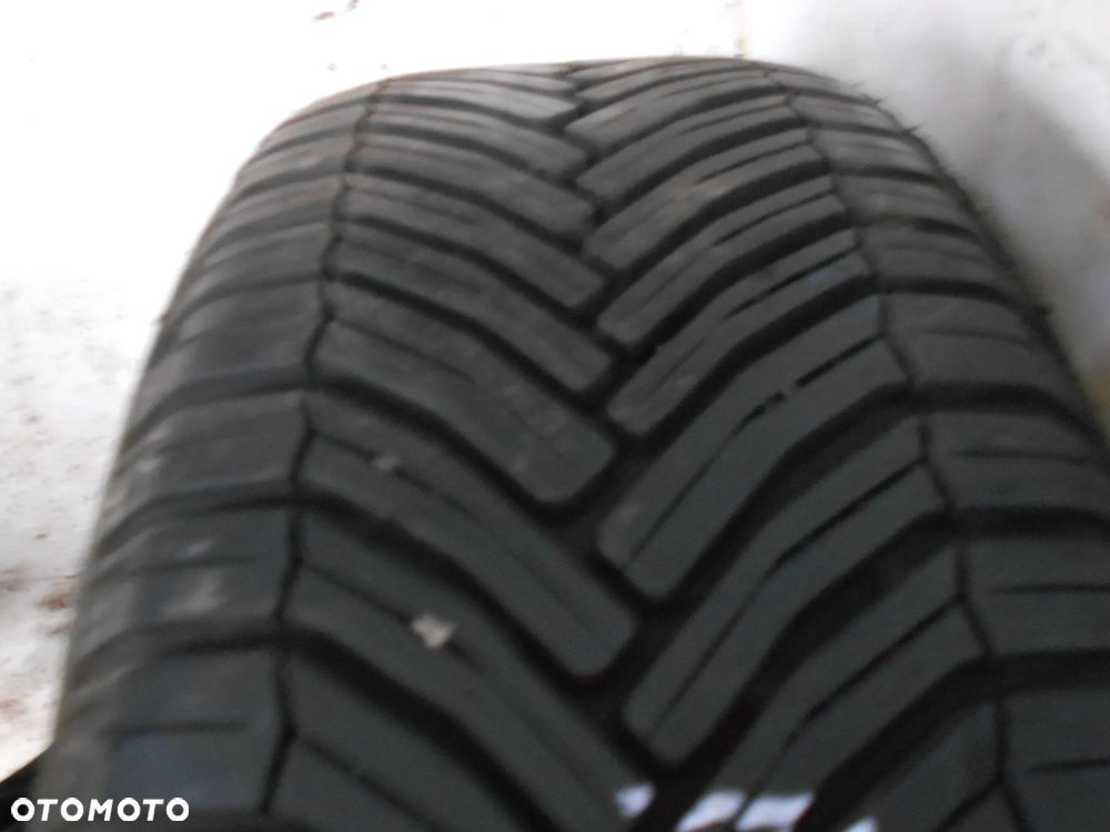 OPONA POJEDYNKA  195/65R15 MICHELIN CROSS CLIMATE  DOT 0820 7.7MM - 2