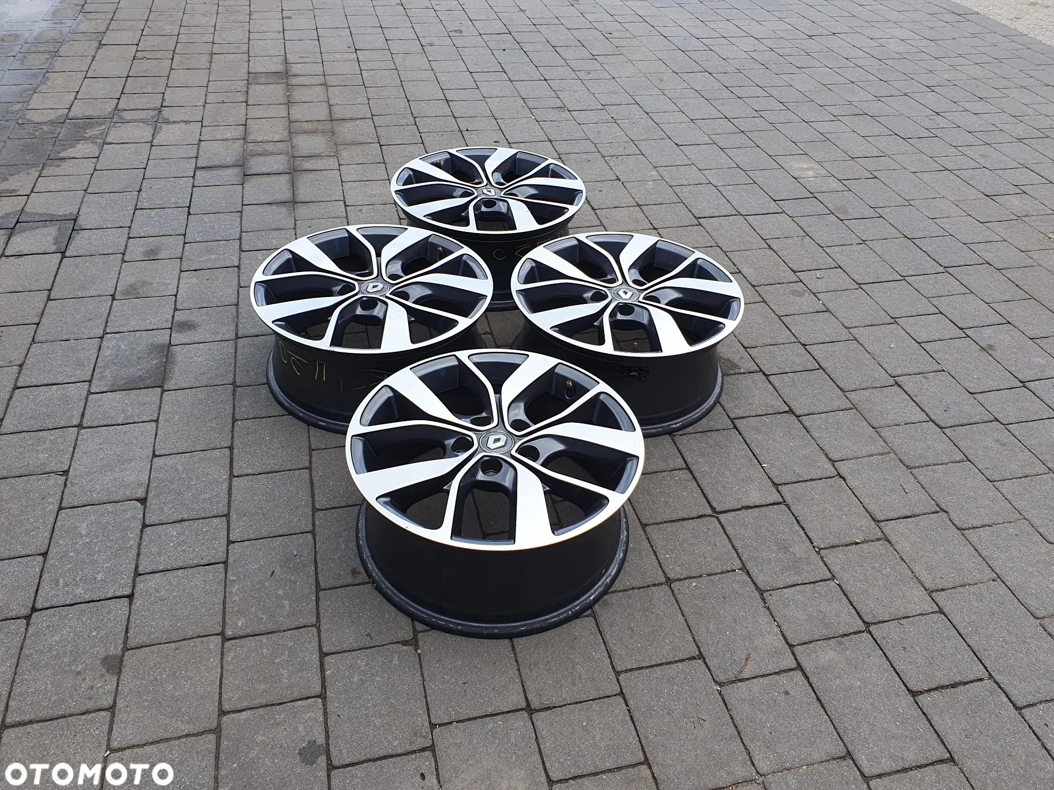 Renault Megane IV Felgi aluminiowe R16 403002961R - 2