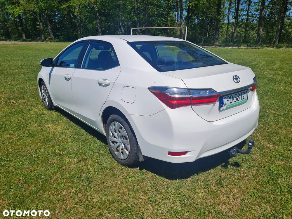 Toyota Corolla 1.4 D-4D Comfort - 13