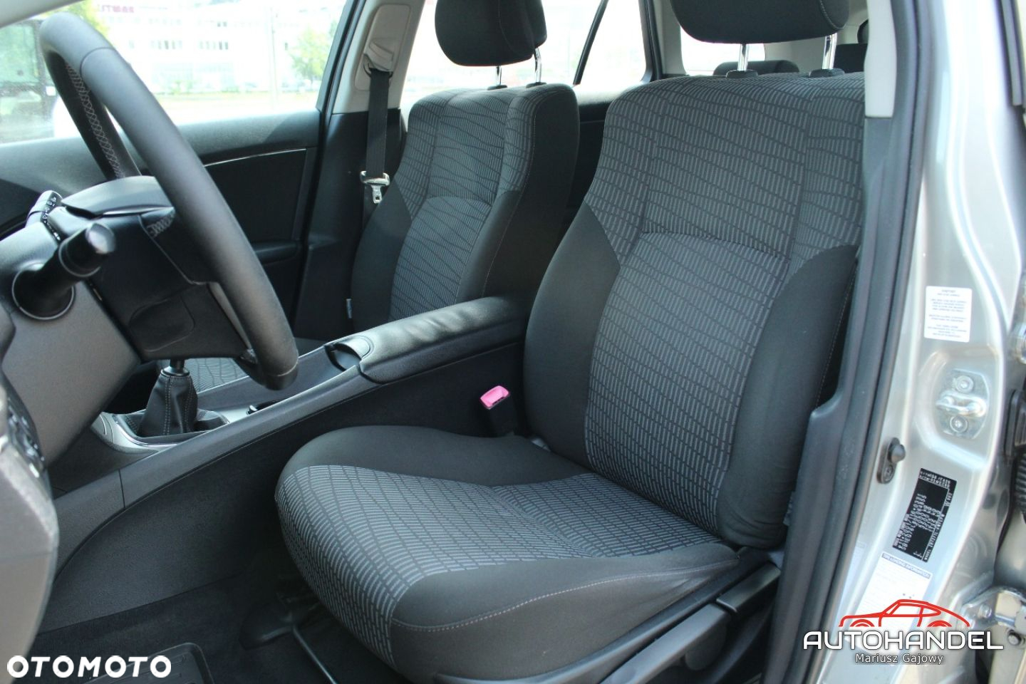 Toyota Avensis - 7