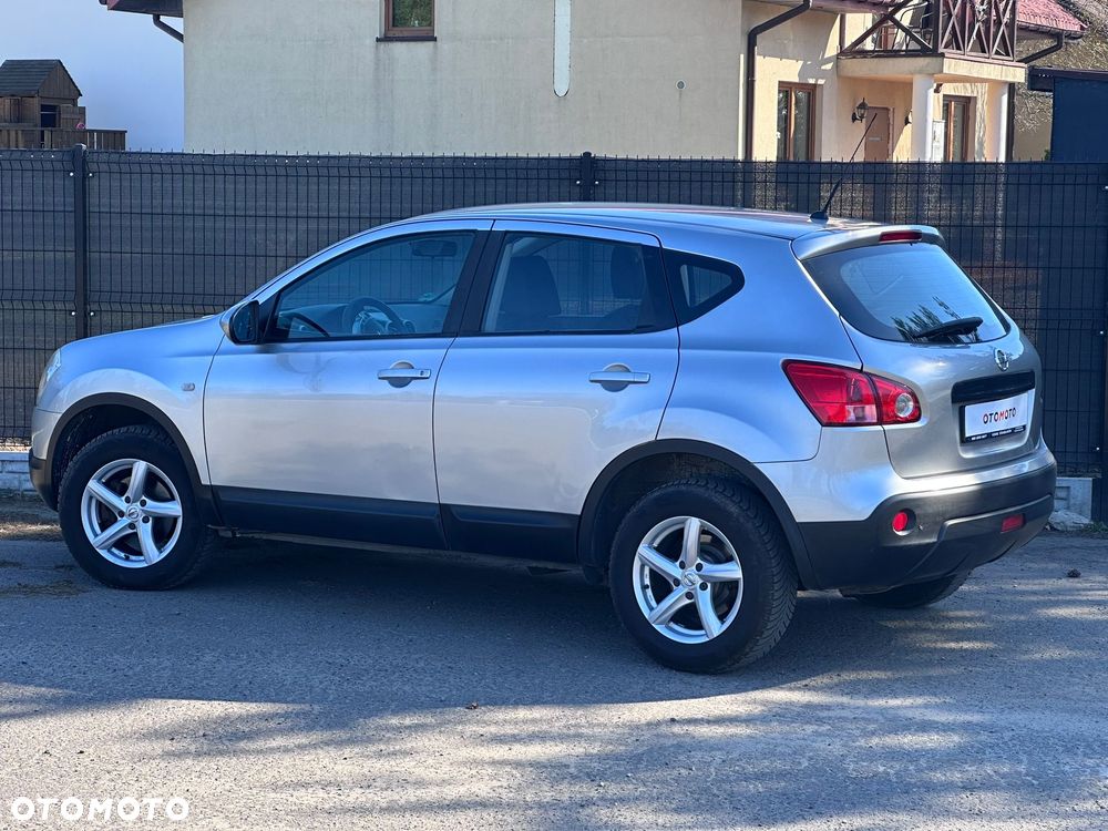Nissan Qashqai 1.6 Visia - 10