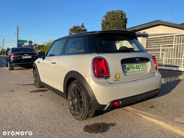 MINI Cooper SE Resolute Edition - 6