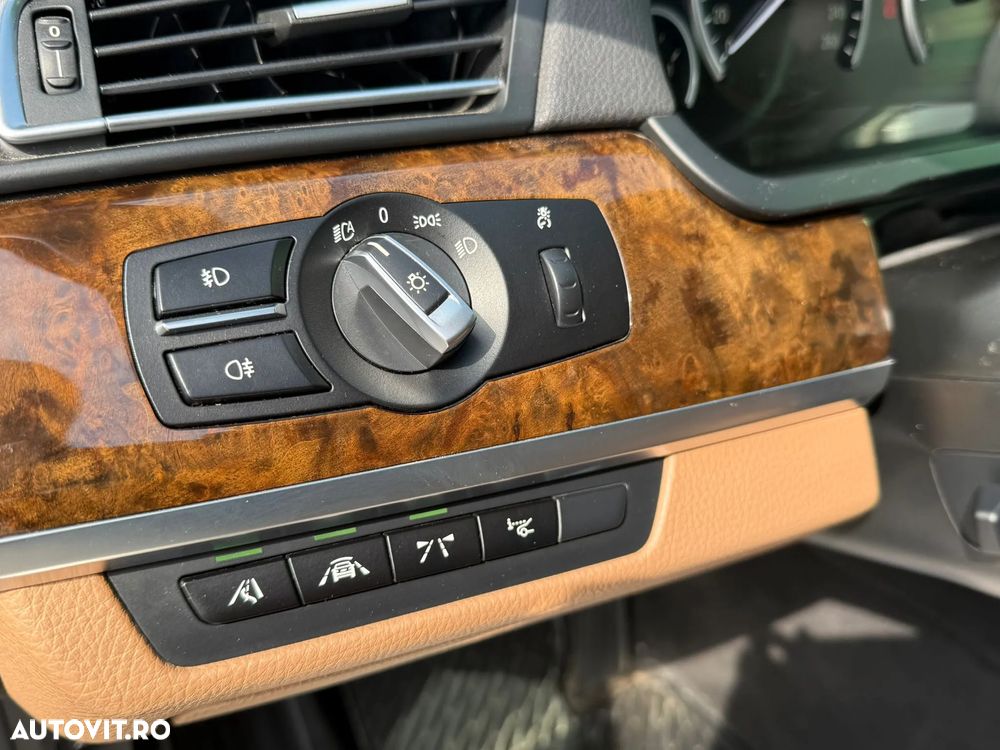 BMW Seria 7 740d xDrive Edition Exclusive - 7