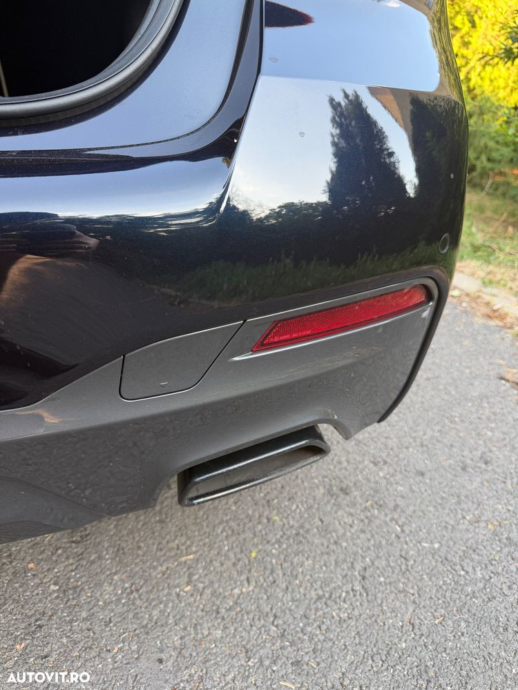 BMW Seria 5 530i xDrive AT MHEV - 34