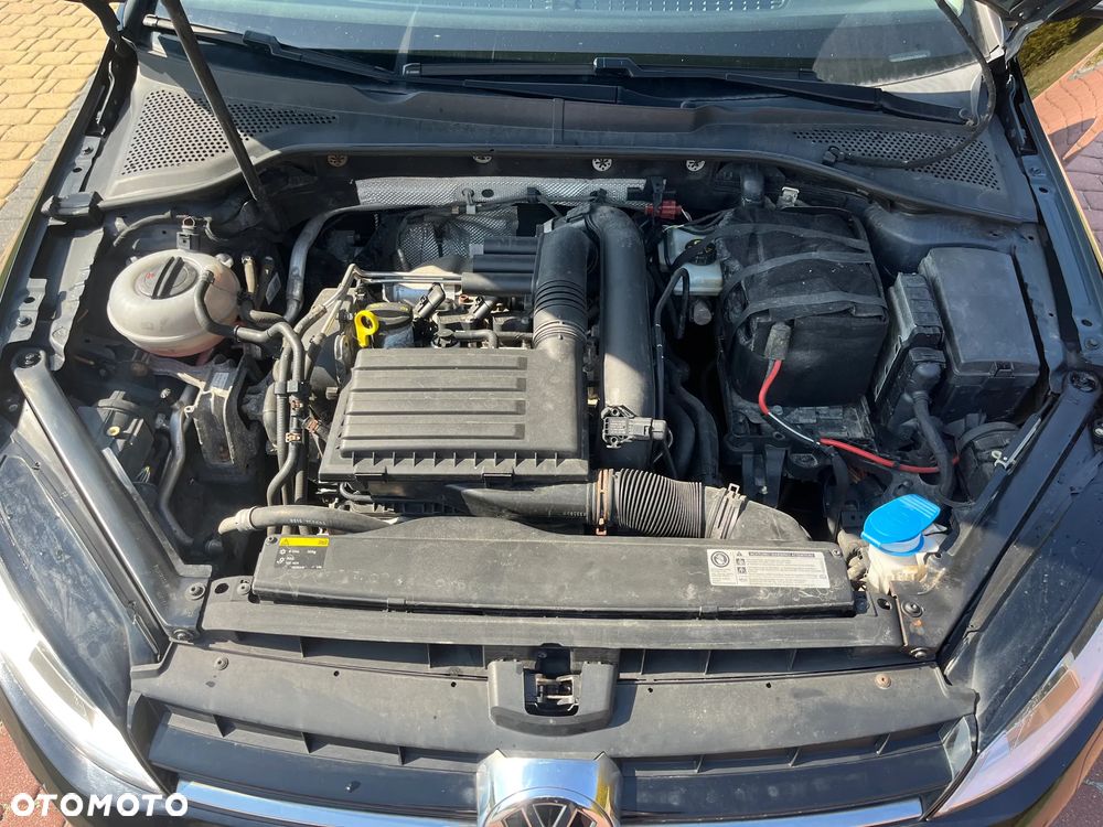 Volkswagen Golf 1.2 TSI BMT Trendline - 19