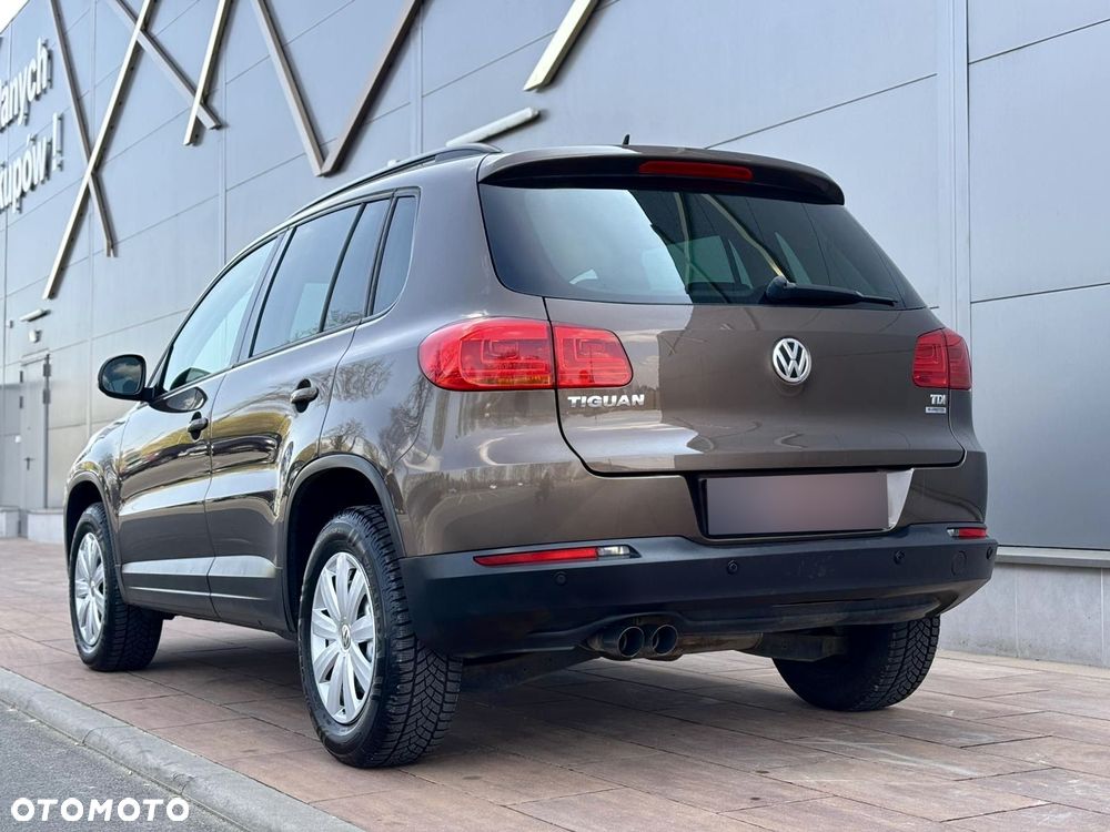 Volkswagen Tiguan 2.0 TDI DPF BlueMotion Technology Exclusive - 10