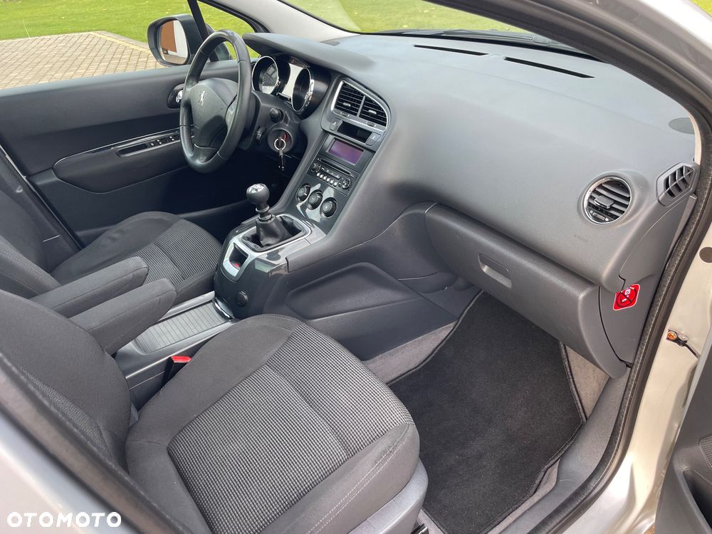 Peugeot 5008 - 7