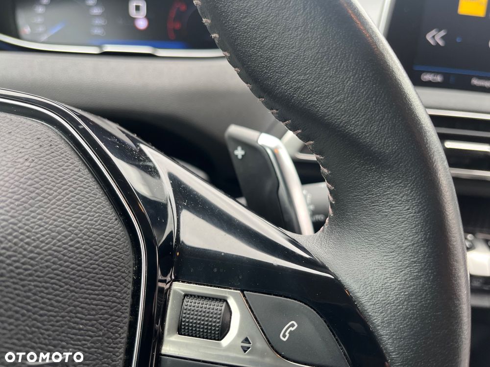 Peugeot 3008 BlueHDi 130 Stop & Start EAT8 Allure - 11