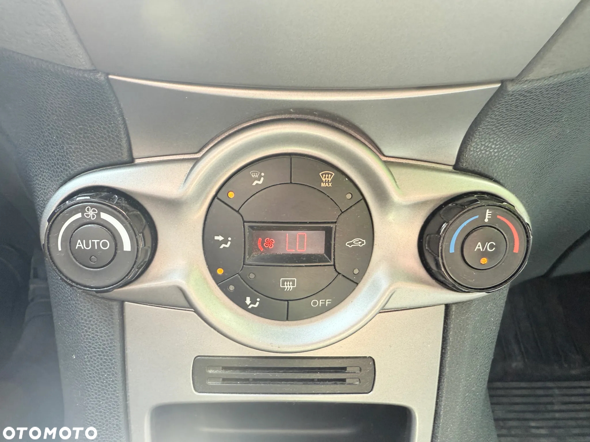 Ford Fiesta 1.4 TDCi Ambiente - 2