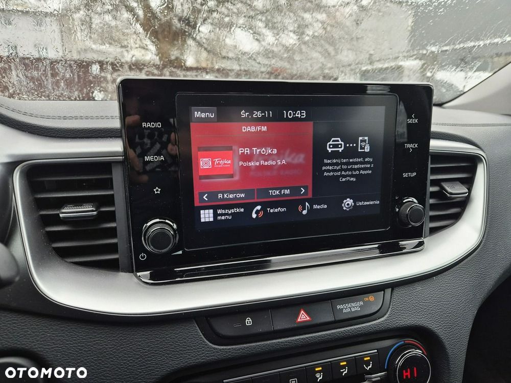 Kia Ceed 1.5 T-GDI M - 22