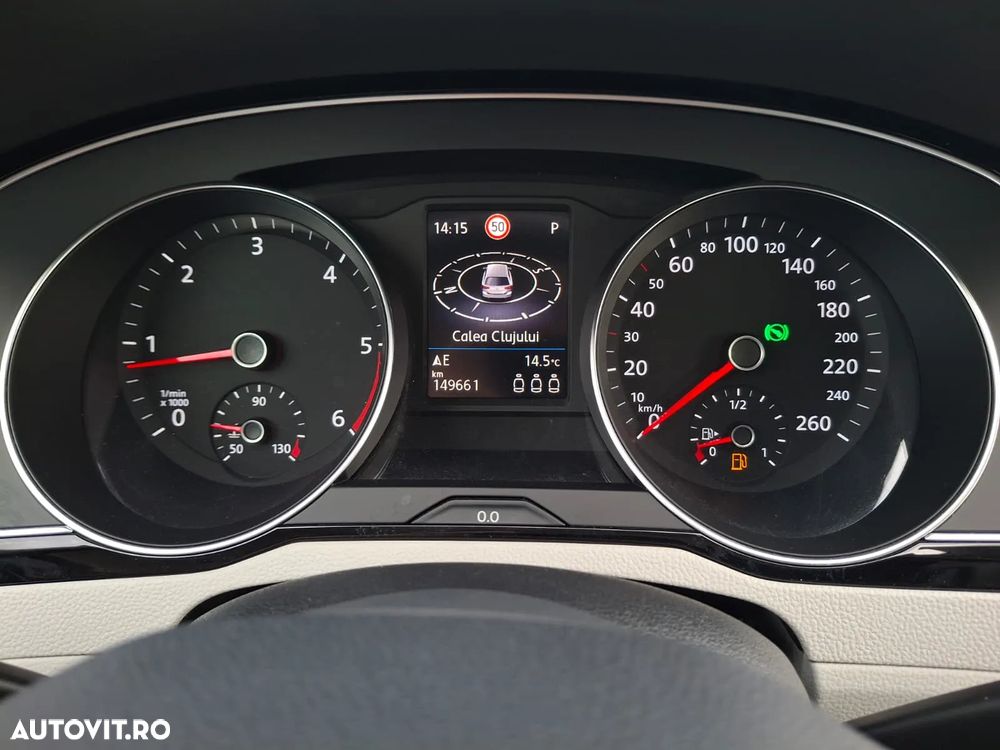 Volkswagen Passat Variant 2.0 TDI SCR DSG 4Motion Business - 10