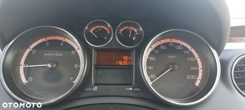 Peugeot 308 1.4 Trendy - 13