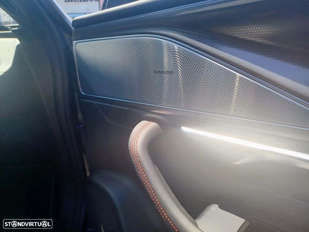 Xpeng P7i 86.2 kWh AWD Performance - 12