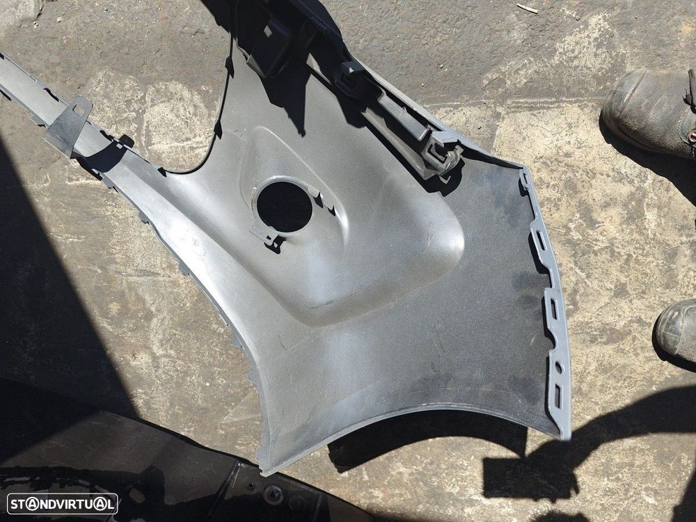 Parachoques Frente / Para Choques Frontal Nu Citroën C3 Ii (Sc_)  9683 - 5