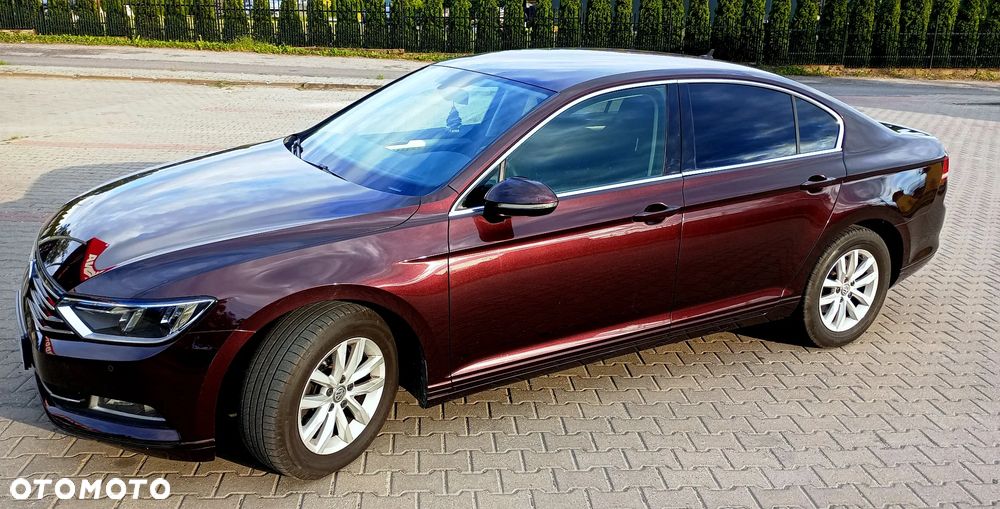 Volkswagen Passat 1.6 TDI BMT Comfortline - 9