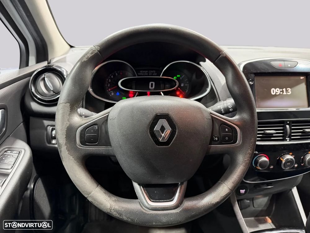 Renault Clio Sport Tourer TCe 90 Limited - 12