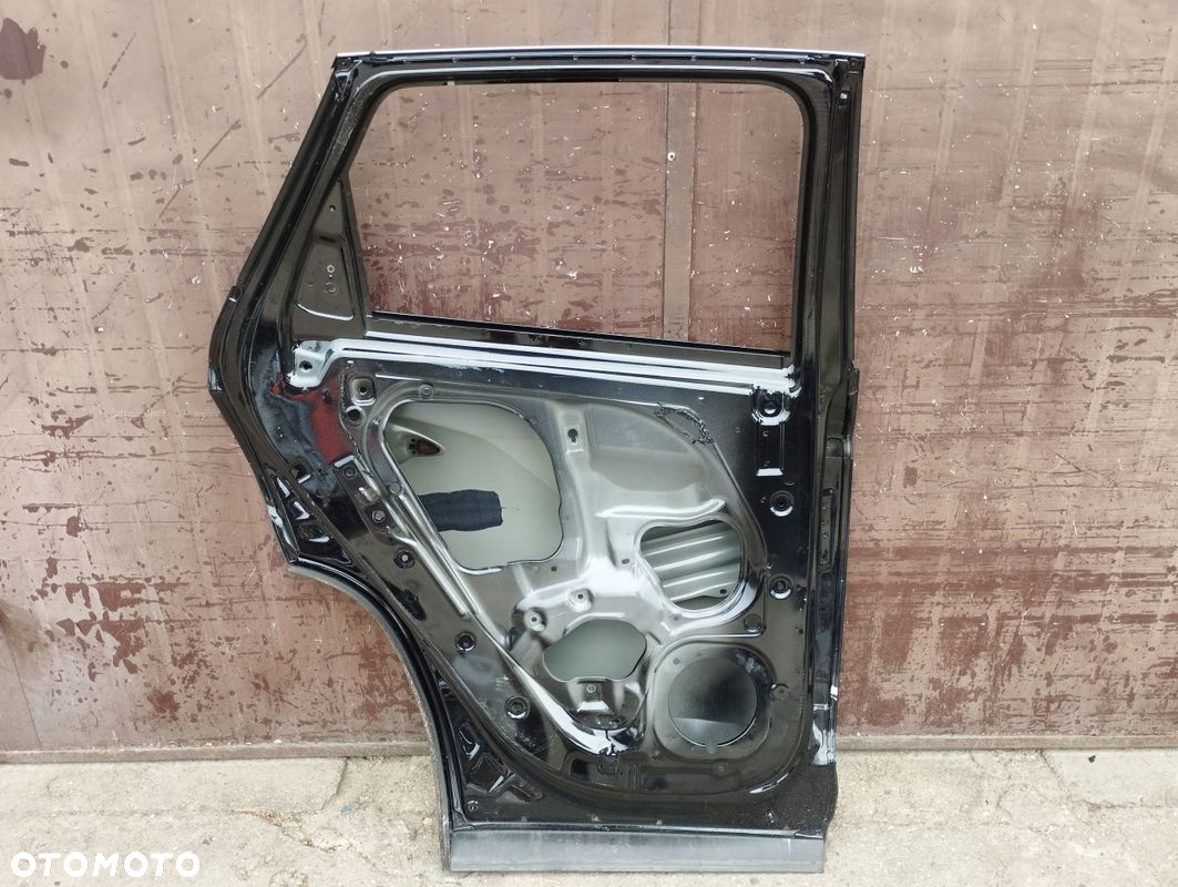 Drzwi lewe tył Hyundai Tucson IV 4 - 6