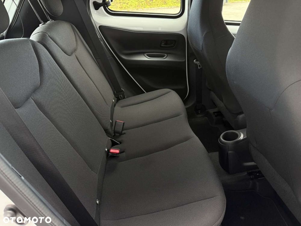 Toyota Aygo X 1.0 VVT-i X-play - 35