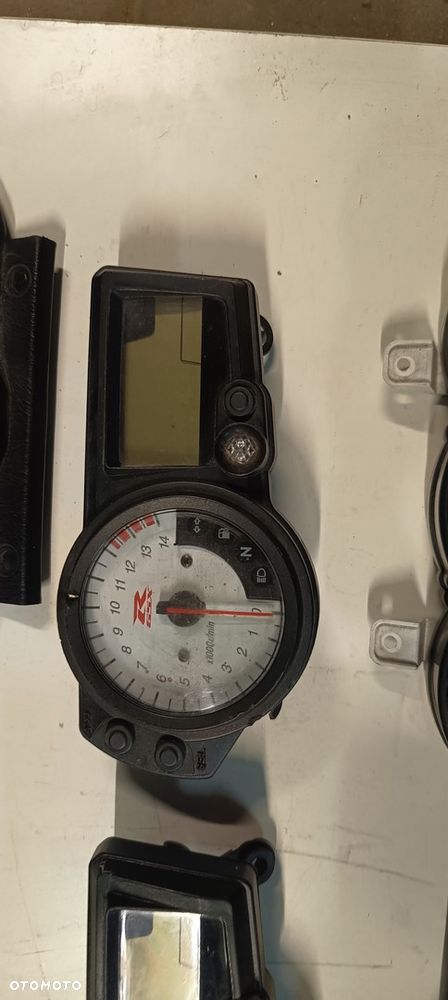 SUZUKI GSXF 1250 650  GSXR BANDIT LICZNIK ZEGARY - 20