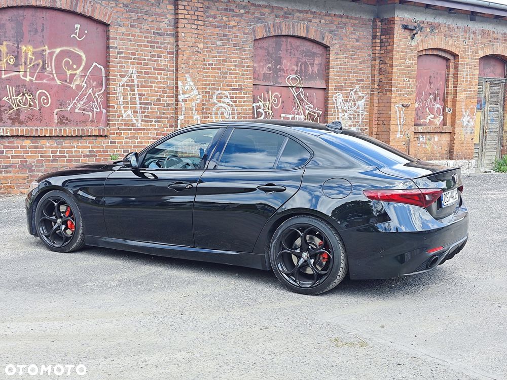 Alfa Romeo Giulia 2.0 Turbo Veloce - 7