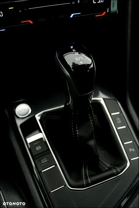 Volkswagen Tiguan 1.5 TSI EVO R-Line DSG - 31
