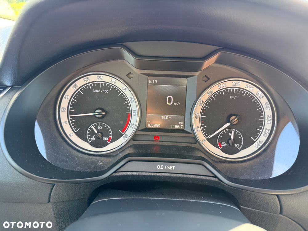 Skoda Octavia 1.6 TDI SCR Ambition - 10