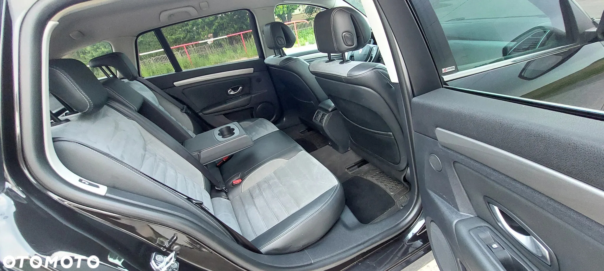 Renault Laguna Grandtour dCi 175 FAP GT - 20