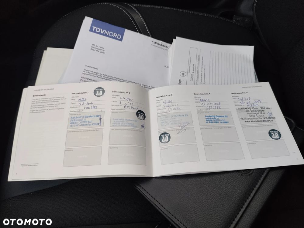 Volvo V40 D2 Summum - 27