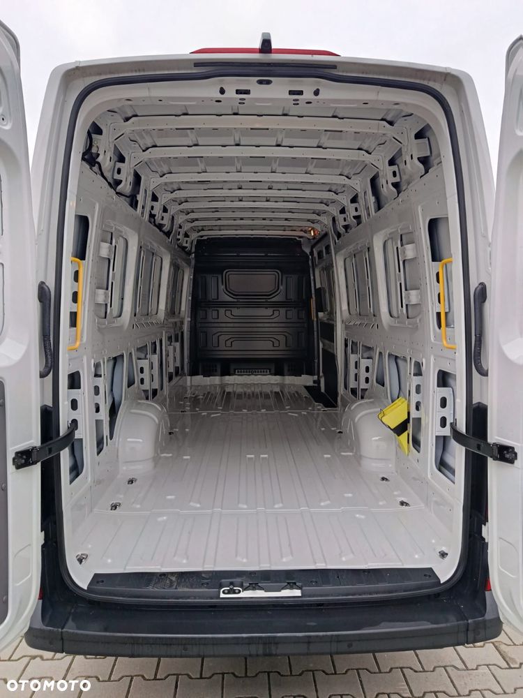 Volkswagen Crafter - 4