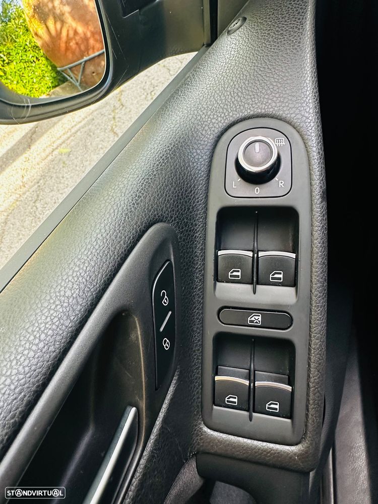 VW Golf 2.0 GTI DSG - 16