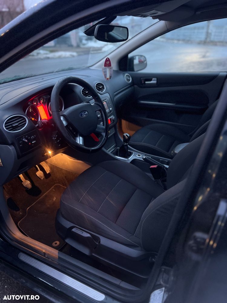 Ford Focus 1.6 TDCI DPF Start-Stopp-System Titanium - 7