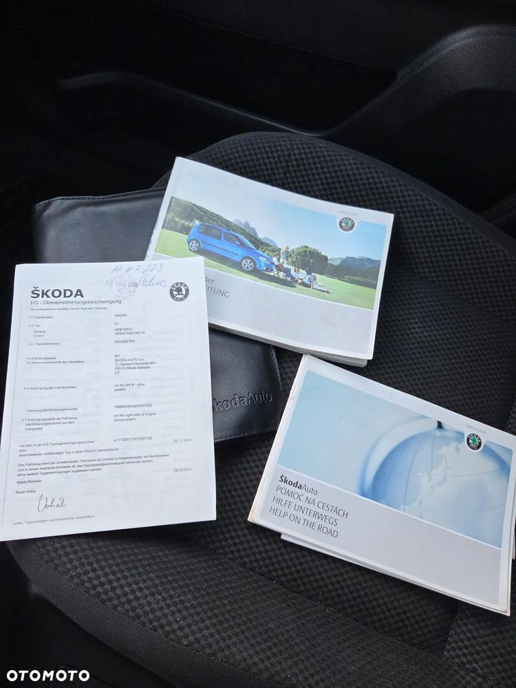 Skoda Roomster 1.6 16V Comfort - 29