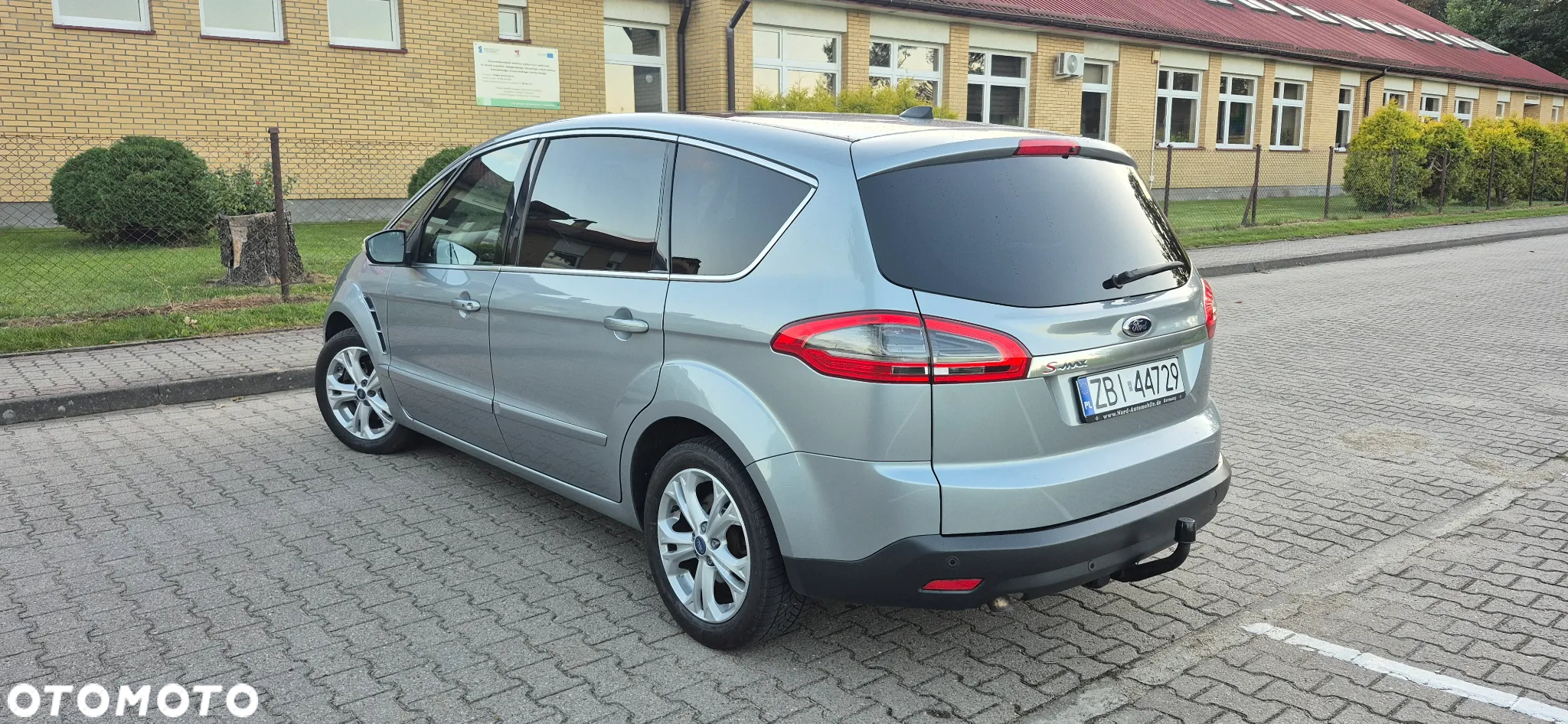 Ford S-Max 2.0 TDCi DPF Titanium - 4