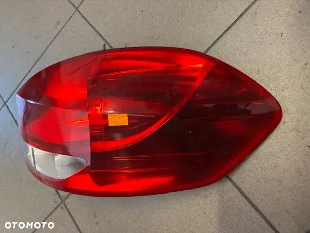 LAMPA TYŁ PRAWA RENAULT CLIO III KOMBI 8200586844 - 3