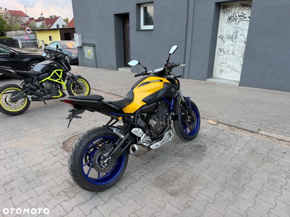 Yamaha MT - 3