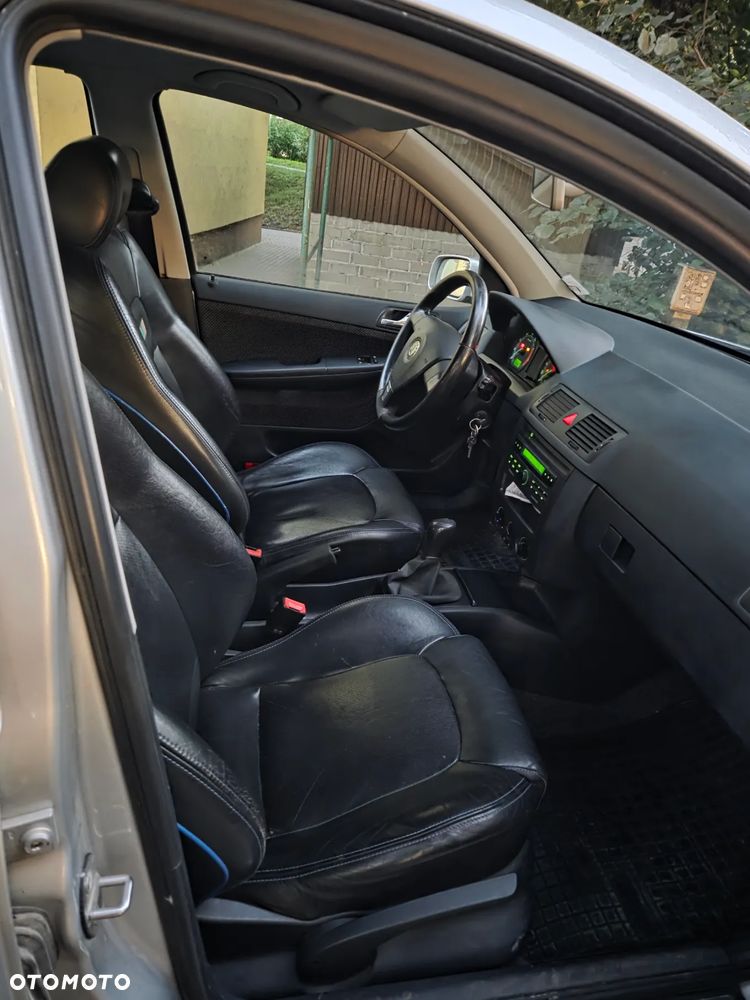 Skoda Fabia 1.4 16V Classic - 9