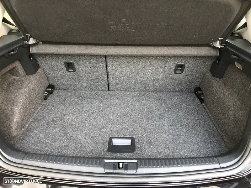 VW Polo 1.0 Confortline - 19