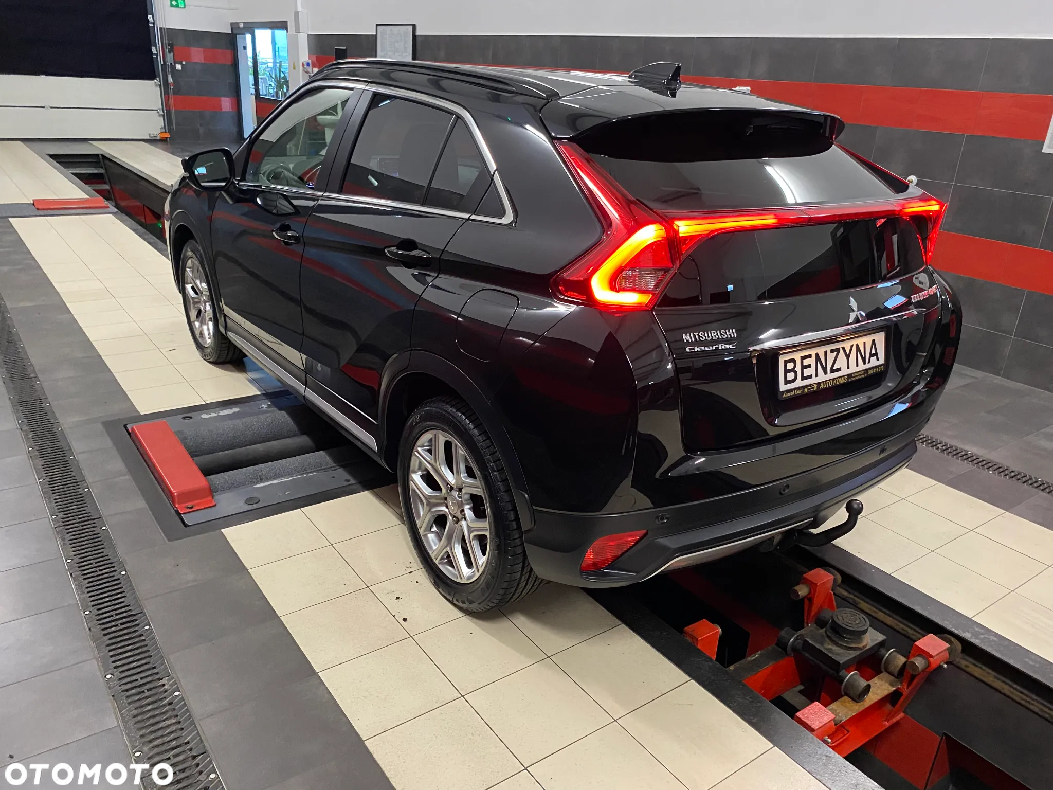 Mitsubishi Eclipse Cross 1.5 T Intense - 7