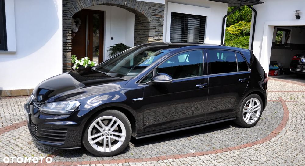 Volkswagen Golf 2.0 TDI BMT GTD - 4
