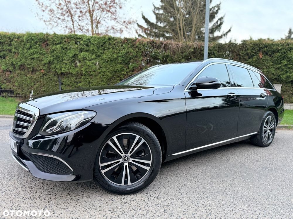 Mercedes-Benz Klasa E 220 d 4-Matic Exclusive - 16