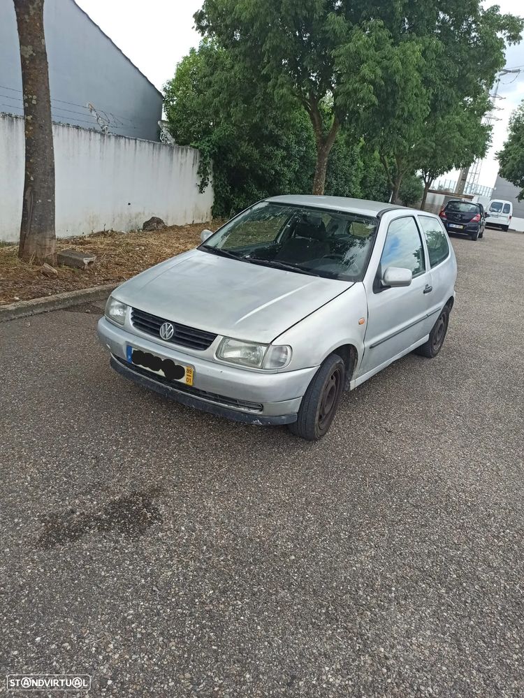 VW Polo 1.0 Confortline AC - 1